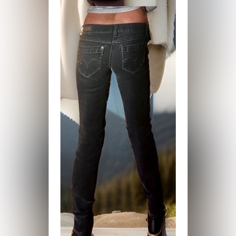🖤LEVI’S🖤 524 (TOO SUPERLOW) SKINNY STRETCH STUD BACK POCKETS LOW RISE JEANS EUC